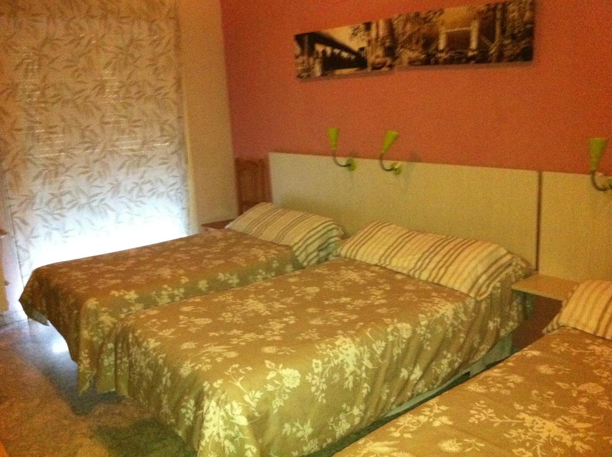 Hostal Neptuno Caces Kültér fotó