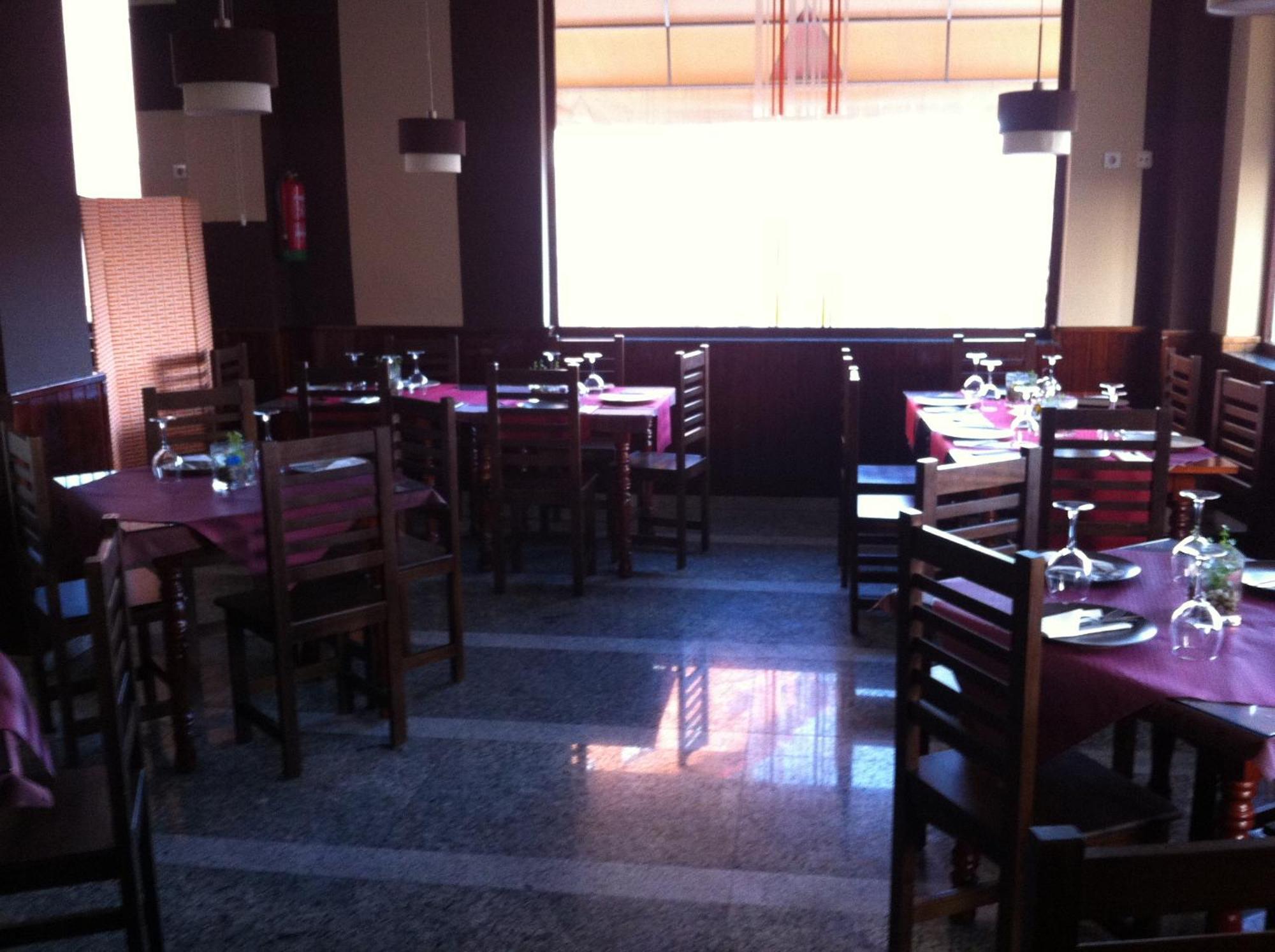 Hostal Neptuno Caces Kültér fotó