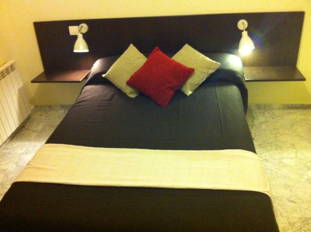 Hostal Neptuno Caces Kültér fotó